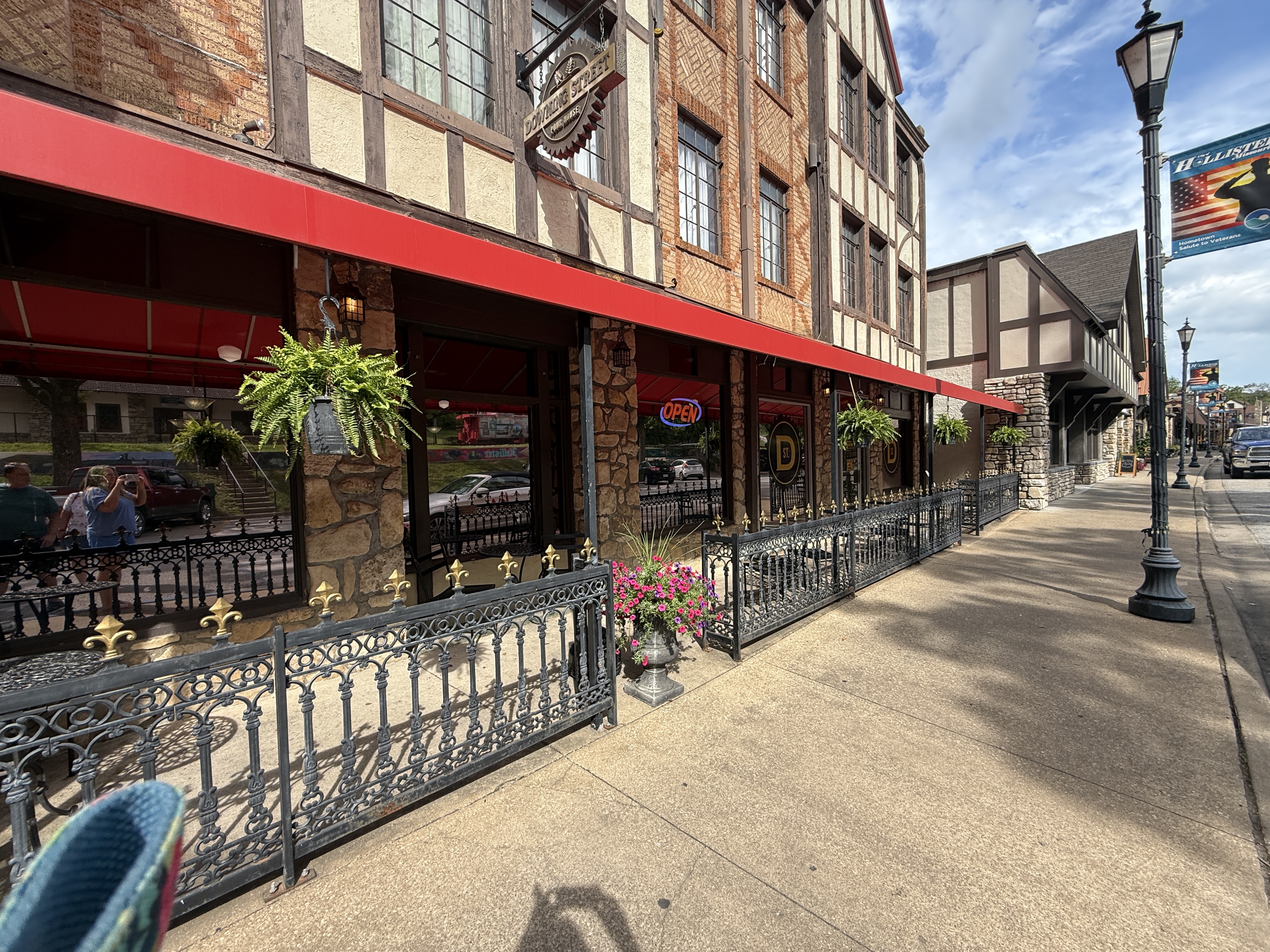 Streetfront commercial building in Branson